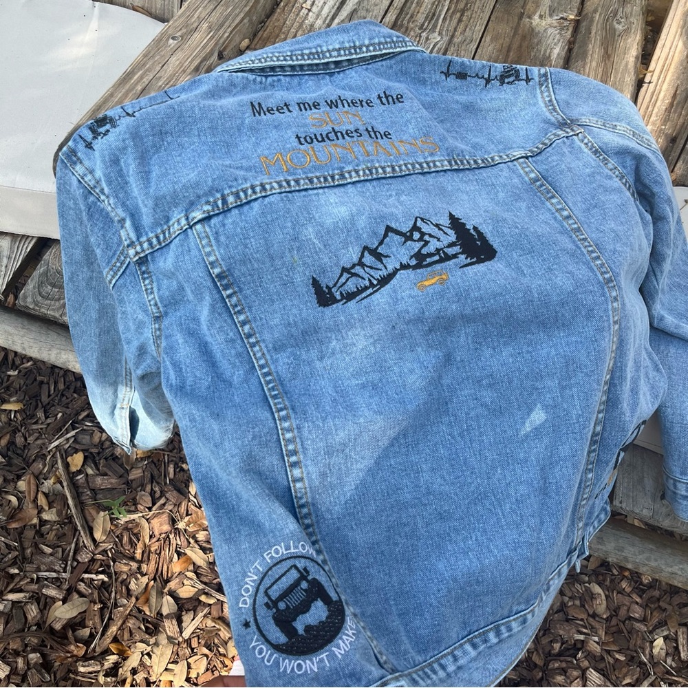 Custom Jeep jacket - Picture 3 of 9
